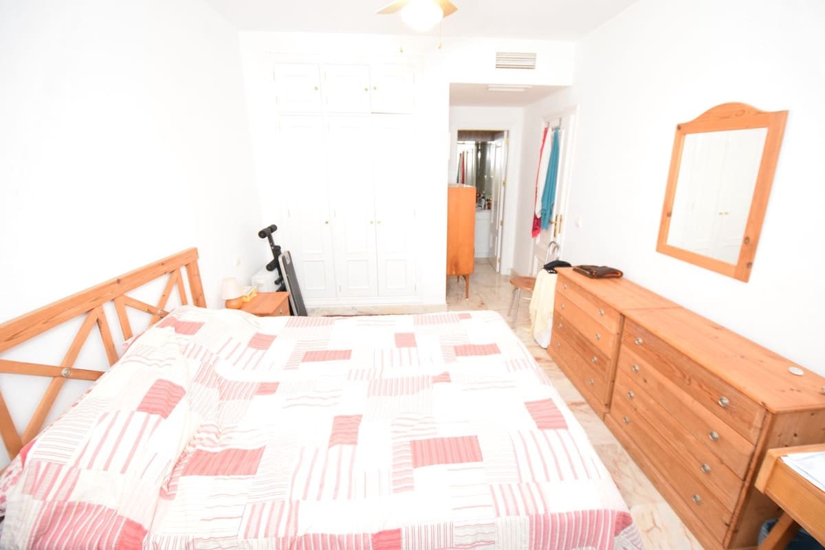 2 Zimmer Apartment zu verkaufen in La Cala de Mijas mit Pool Garage - 399.000 € (Ref: 9324494)