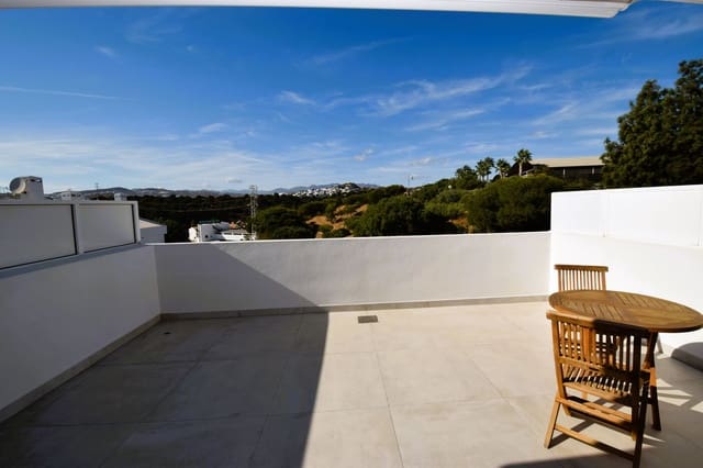 3 bedroom Townhouse for sale in La Cala de Mijas, Mijas with pool garage - € 995,000 (Ref: 9332701)