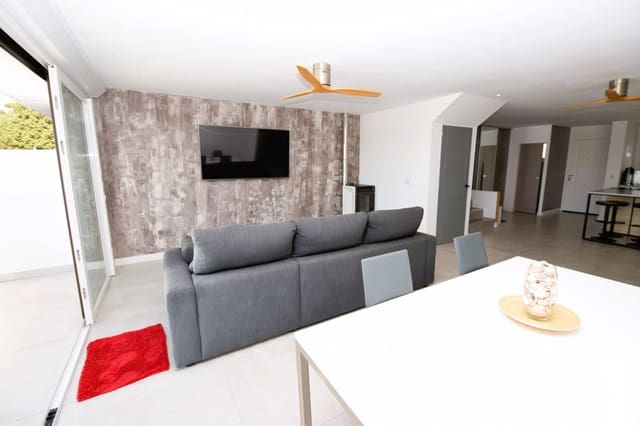 3 bedroom Townhouse for sale in La Cala de Mijas, Mijas with pool garage - € 995,000 (Ref: 9332701)