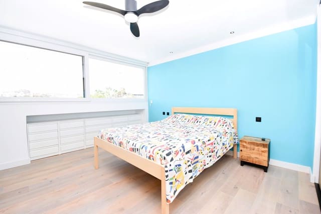 3 slaapkamer Huis te koop in La Cala de Mijas, Mijas met zwembad garage - € 995.000 (Ref: 9332701)