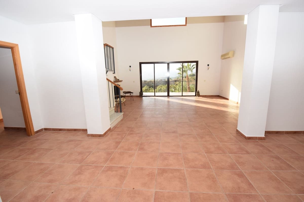 4 Zimmer Villa zu verkaufen in Mijas mit Pool Garage - 1.450.000 € (Ref: 9387034)