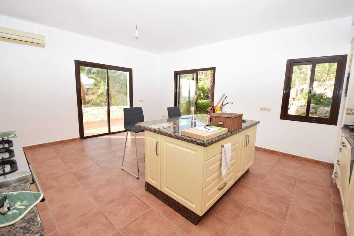 4 Zimmer Villa zu verkaufen in Mijas mit Pool Garage - 1.450.000 € (Ref: 9387034)