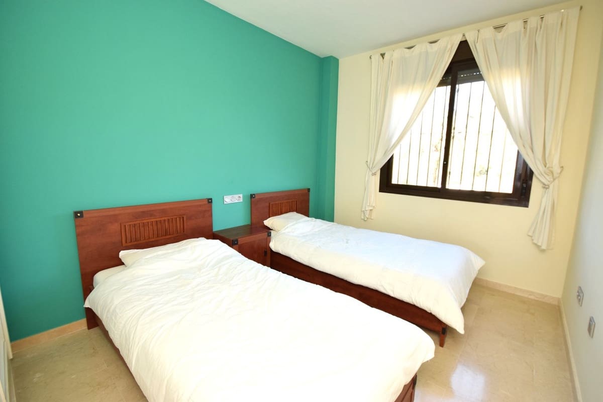 Apartamento de 2 habitaciones en La Cala de Mijas en venta con piscina garaje - 315.000 € (Ref: 9542578)