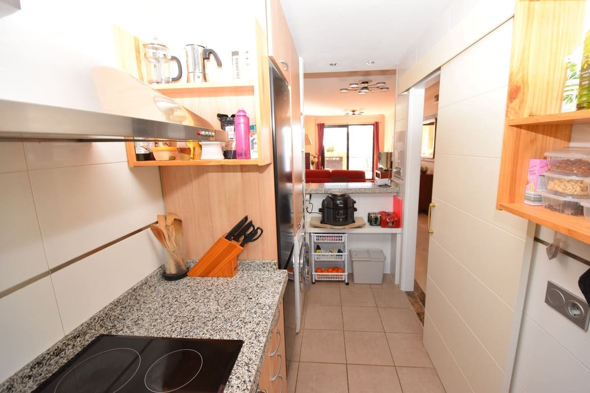 Apartamento de 2 habitaciones en La Cala de Mijas en venta con piscina garaje - 315.000 € (Ref: 9542578)