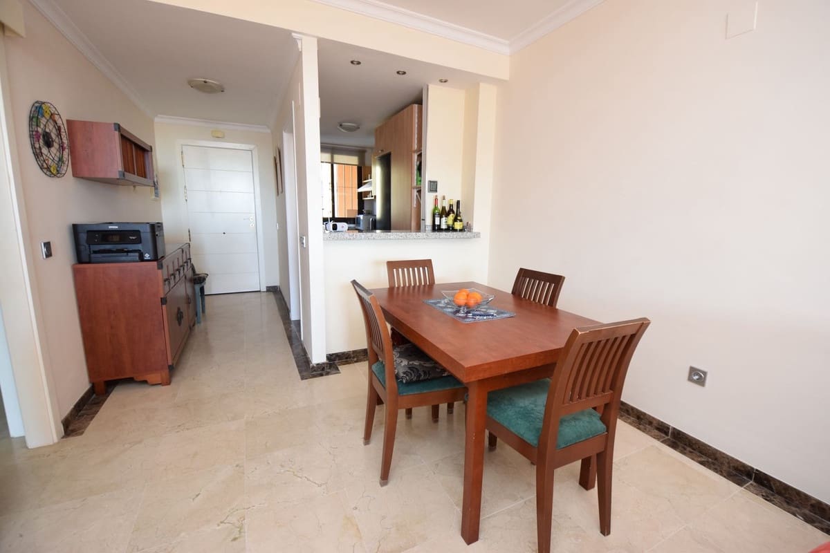 Apartamento de 2 habitaciones en La Cala de Mijas en venta con piscina garaje - 315.000 € (Ref: 9542578)