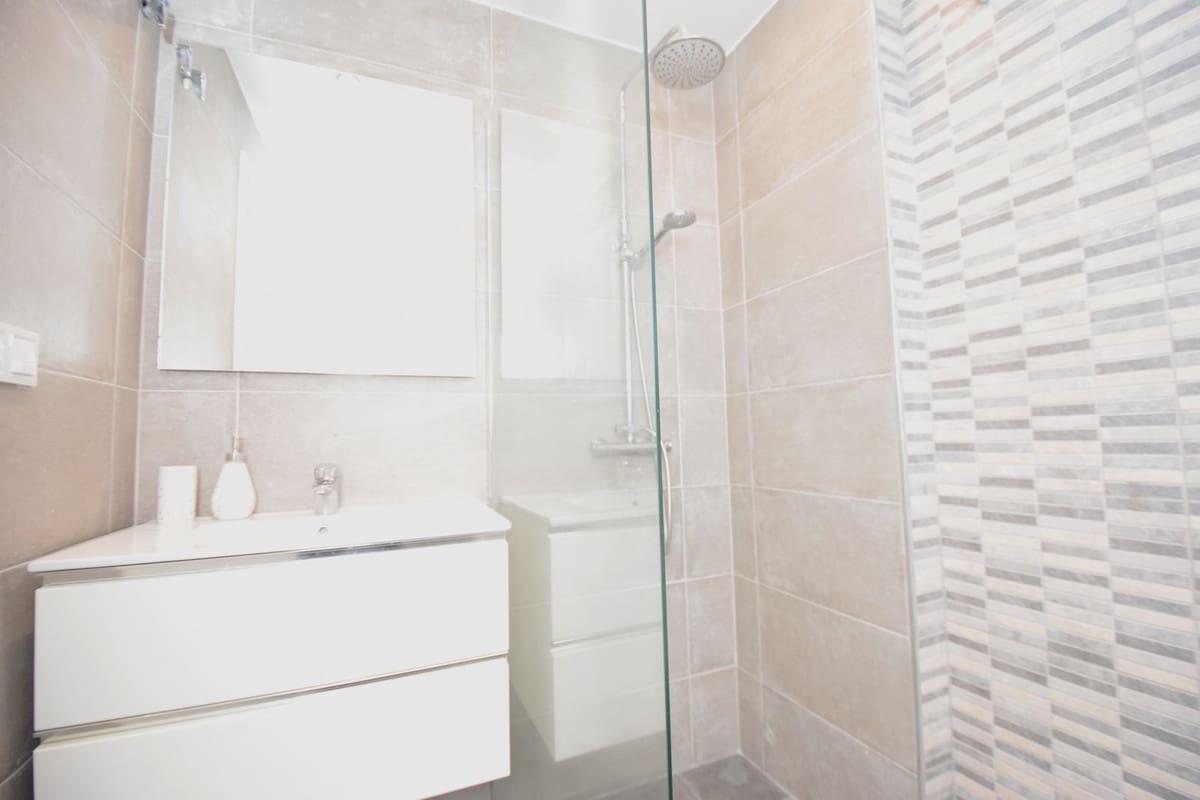 1 slaapkamer Penthouse te koop in Riviera del Sol met zwembad - € 329.000 (Ref: 9559078)