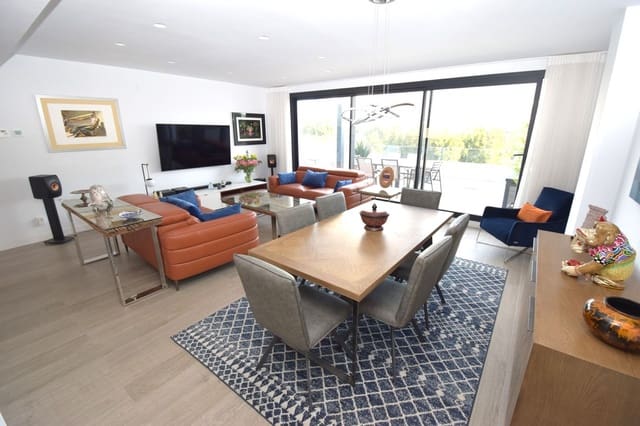 3 makuuhuone Huoneisto myytävänä paikassa La Cala de Mijas, Mijas mukana uima-altaan 
autotalli - 825 000 € (Ref: 9559387)