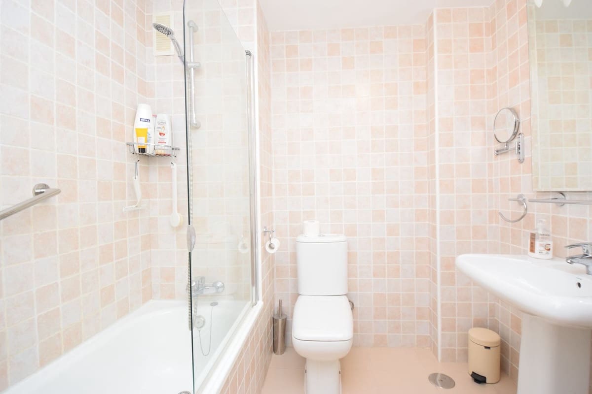 2 chambre Penthouse à vendre à La Reserva avec piscine garage - 329 000 € (Ref: 9563822)