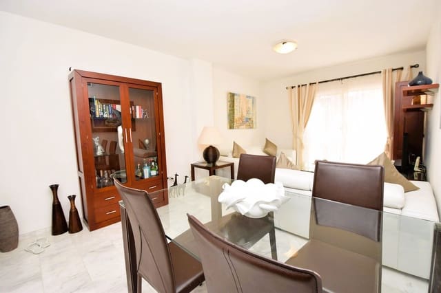2 soverom Penthouse til salgs i La Reserva, Marbella med svømmebasseng garasje - € 329 000 (Ref: 9563822)