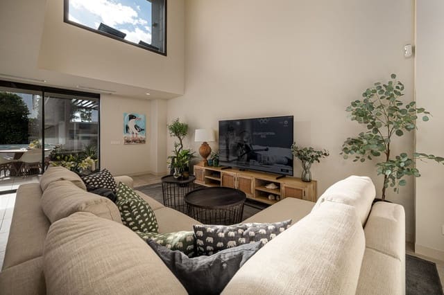 4 soverom Hus til salgs i La Cala de Mijas, Mijas med svømmebasseng garasje - € 1 050 000 (Ref: 9603403)