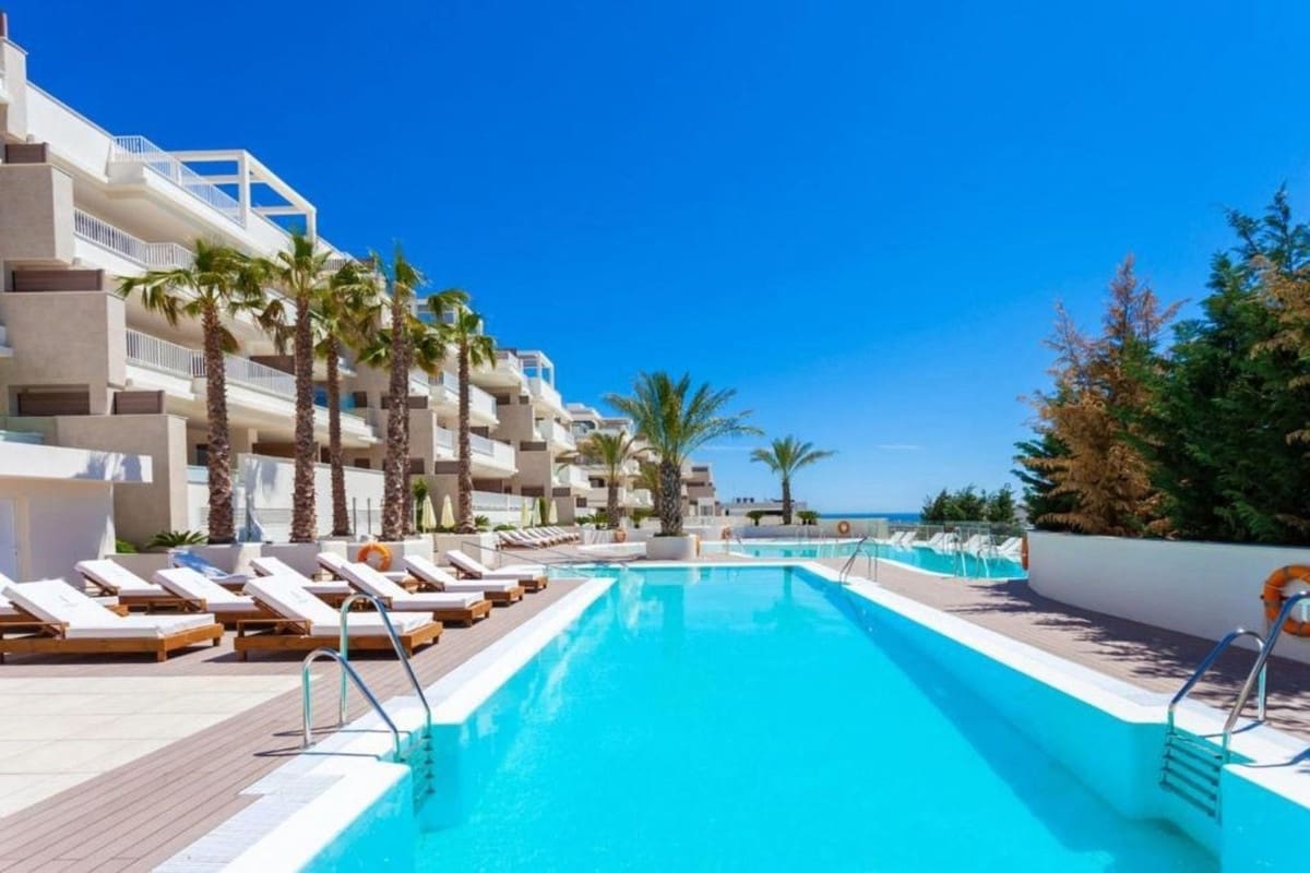4 bedroom Townhouse for sale in La Cala de Mijas with pool garage - € 1,050,000 (Ref: 9603403)