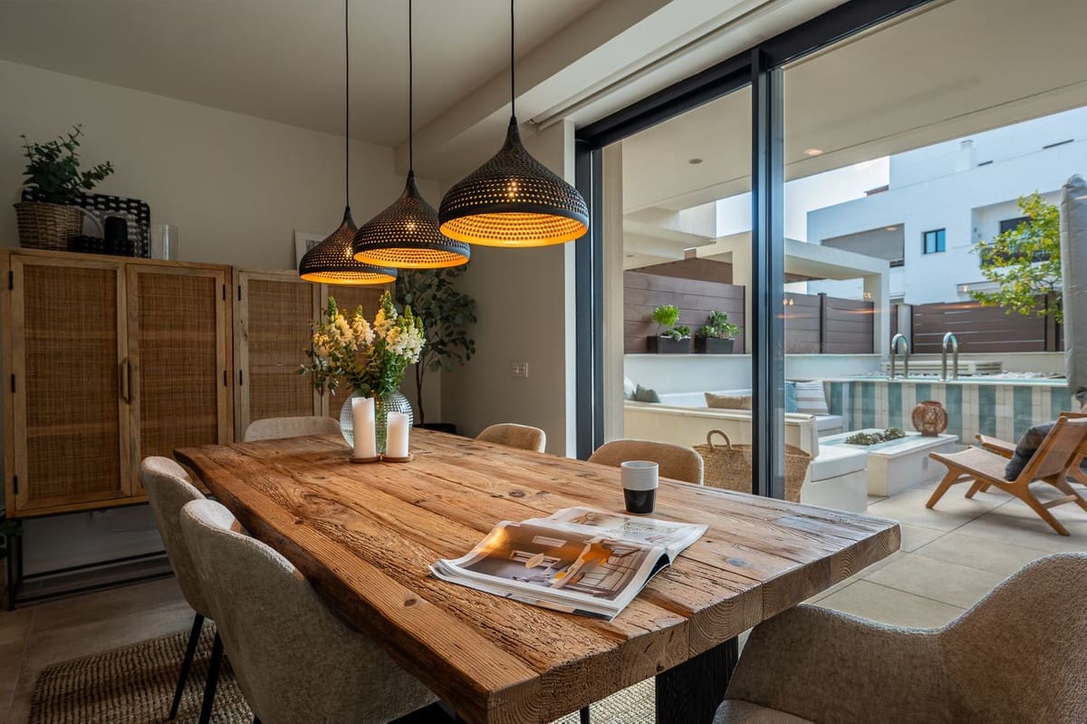 4 bedroom Townhouse for sale in La Cala de Mijas with pool garage - € 1,050,000 (Ref: 9603403)