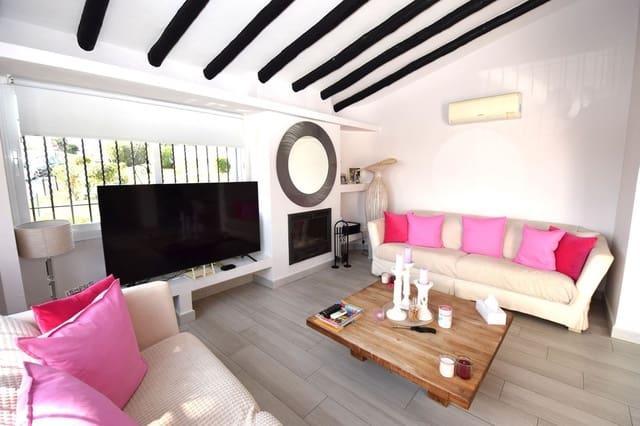3 sypialnia Willa na sprzedaż w La Cala de Mijas, Mijas z basenem - 749 000 € (Ref: 9676017)