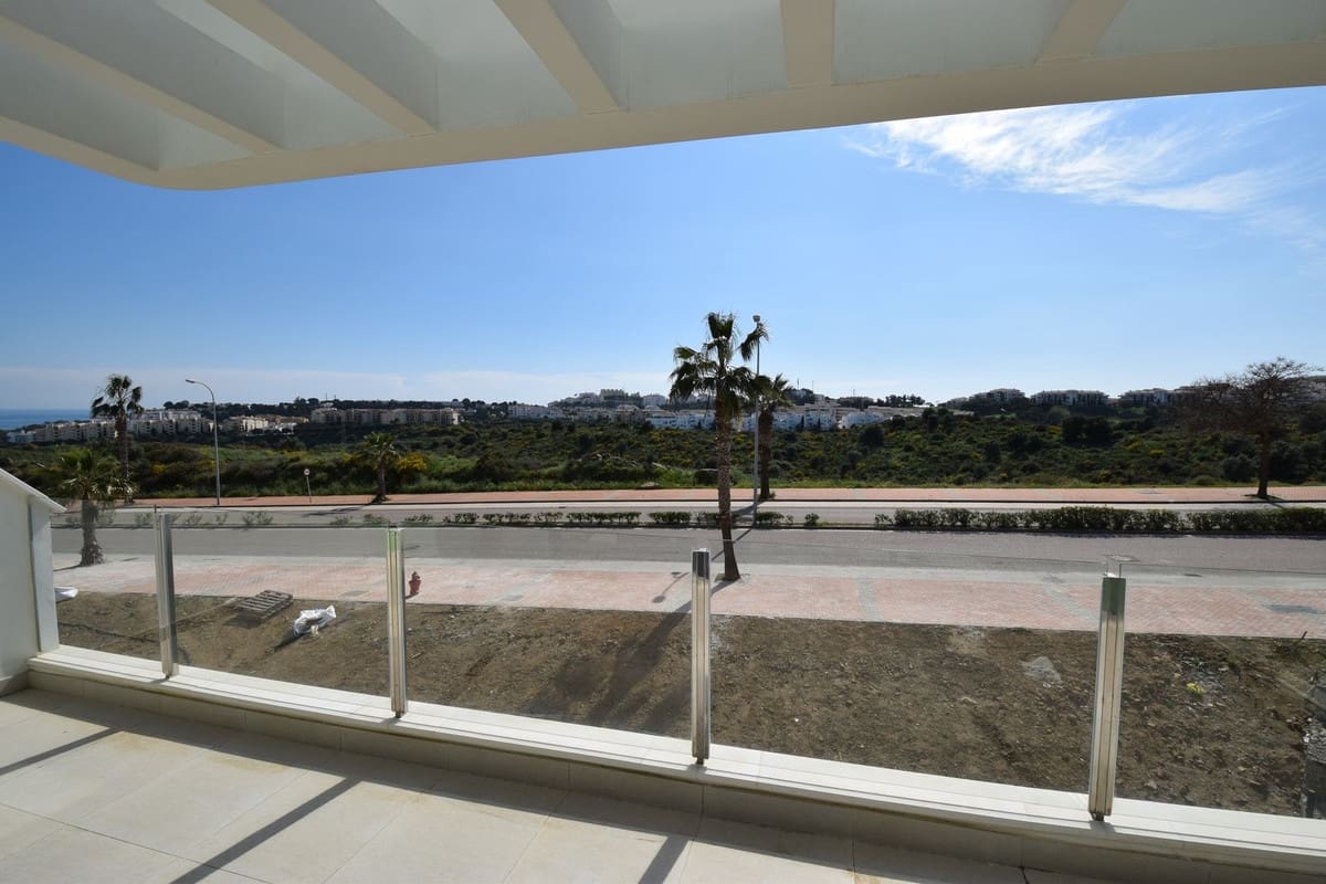 3 chambre Appartement à vendre à La Cala de Mijas avec piscine garage - 635 000 € (Ref: 9716699)