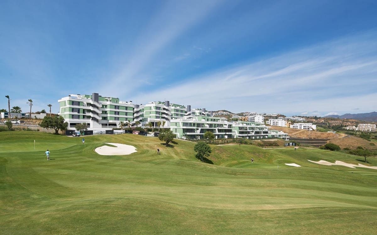 3 slaapkamer Appartement te koop in La Cala de Mijas met zwembad garage - € 635.000 (Ref: 9716699)