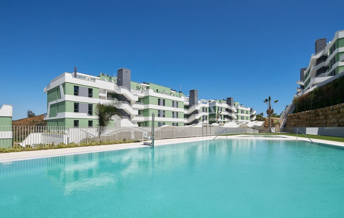 3 slaapkamer Appartement te koop in La Cala de Mijas met zwembad garage - € 635.000 (Ref: 9716699)
