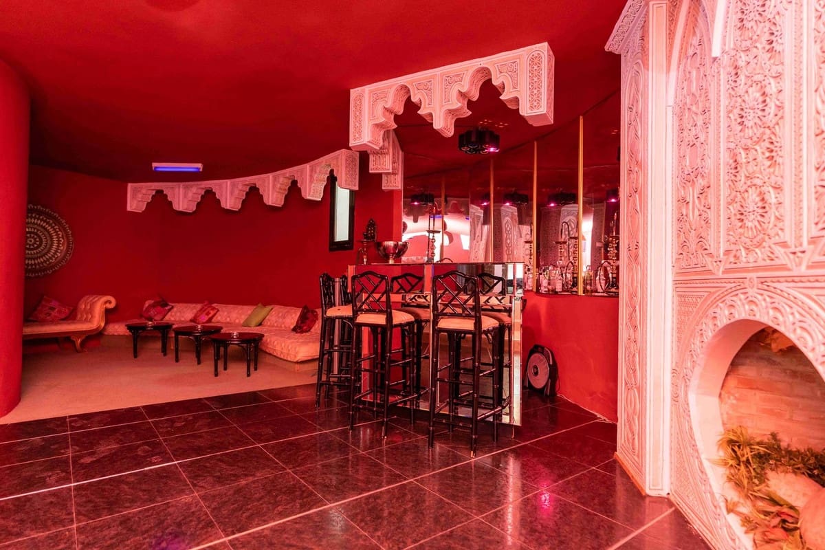 7 bedroom Villa for sale in Mijas Costa with pool garage - € 1,295,000 (Ref: 9731178)