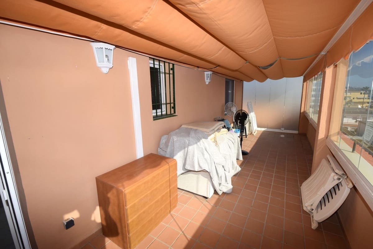 2 slaapkamer Penthouse te koop in La Cala de Mijas met zwembad garage - € 599.000 (Ref: 9760952)