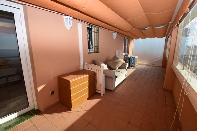 2 soveværelse Penthouse til salg i La Cala de Mijas, Mijas med swimmingpool garage - € 599.000 (Ref: 9760952)