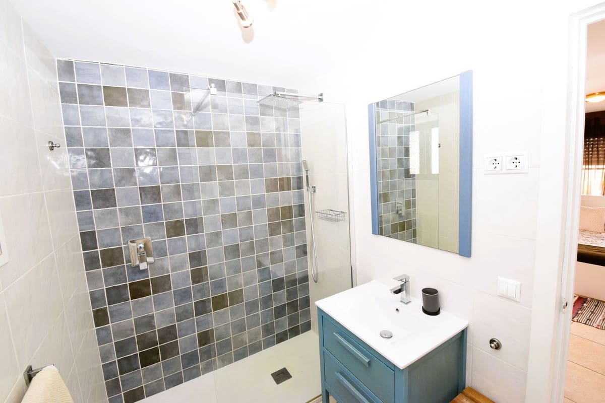 3 soveværelse Villa til salg i La Cala de Mijas med swimmingpool garage - € 740.000 (Ref: 9761532)