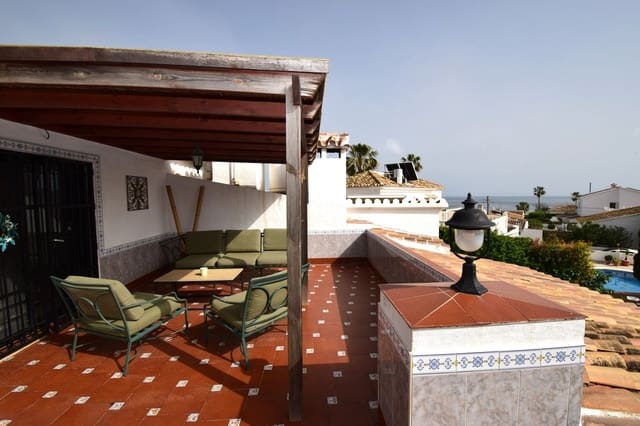 3 sypialnia Willa na sprzedaż w La Cala de Mijas, Mijas z basenem garażem - 740 000 € (Ref: 9761532)