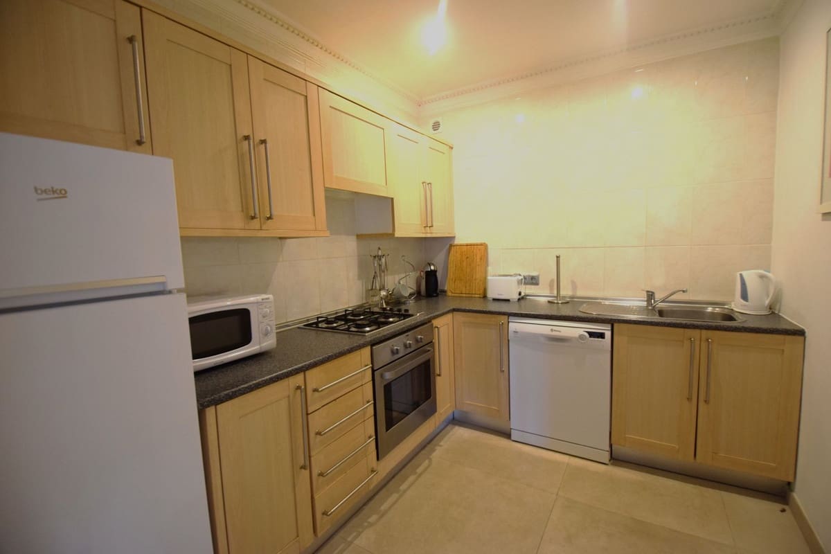Chalet de 6 habitaciones en Calahonda en venta con piscina garaje - 1.490.000 € (Ref: 9919038)