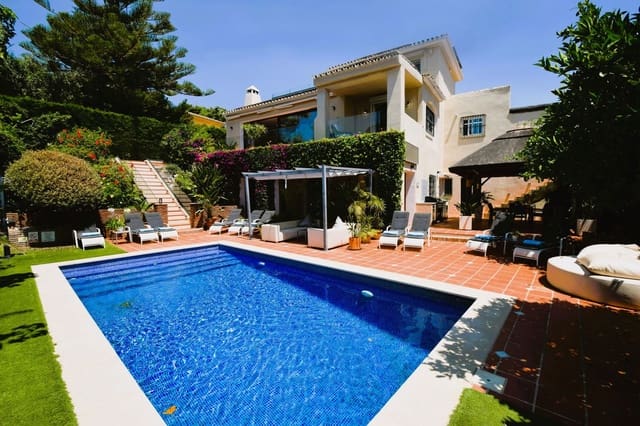 Chalet de 6 habitaciones en Calahonda, Mijas en venta con piscina garaje - 1.490.000 € (Ref: 9919038)