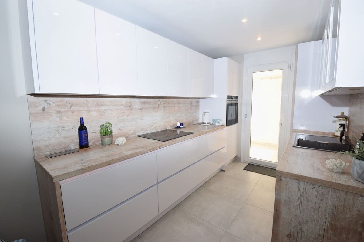 4 bedroom Townhouse for sale in La Cala de Mijas - € 895,000 (Ref: 9961558)