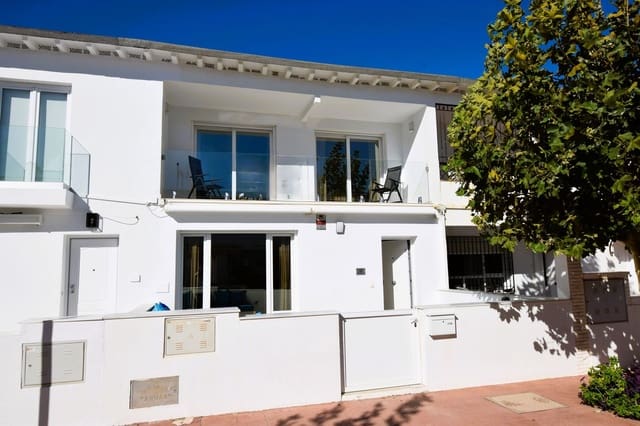4 quarto Casa em Banda para venda em La Cala de Mijas, Mijas - 895 000 € (Ref: 9961558)