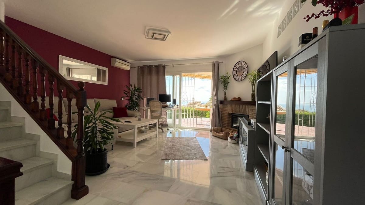 3 camera da letto Casa in vendita in Calahonda con piscina garage - 599.000 € (Rif: 9997928)