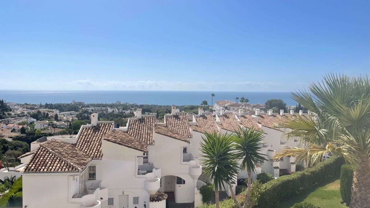 3 camera da letto Casa in vendita in Calahonda con piscina garage - 599.000 € (Rif: 9997928)