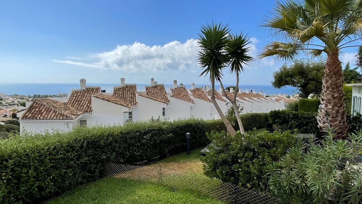 3 camera da letto Casa in vendita in Calahonda con piscina garage - 599.000 € (Rif: 9997928)