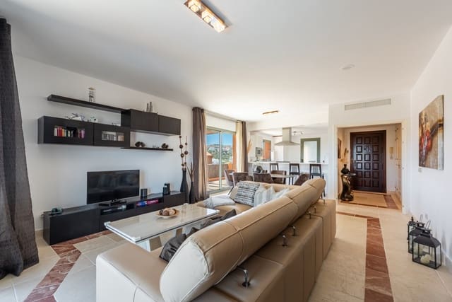 3 soverom Penthouse til salgs i Atalaya-Isdabe, Estepona med svømmebasseng garasje - € 895 000 (Ref: 10003596)