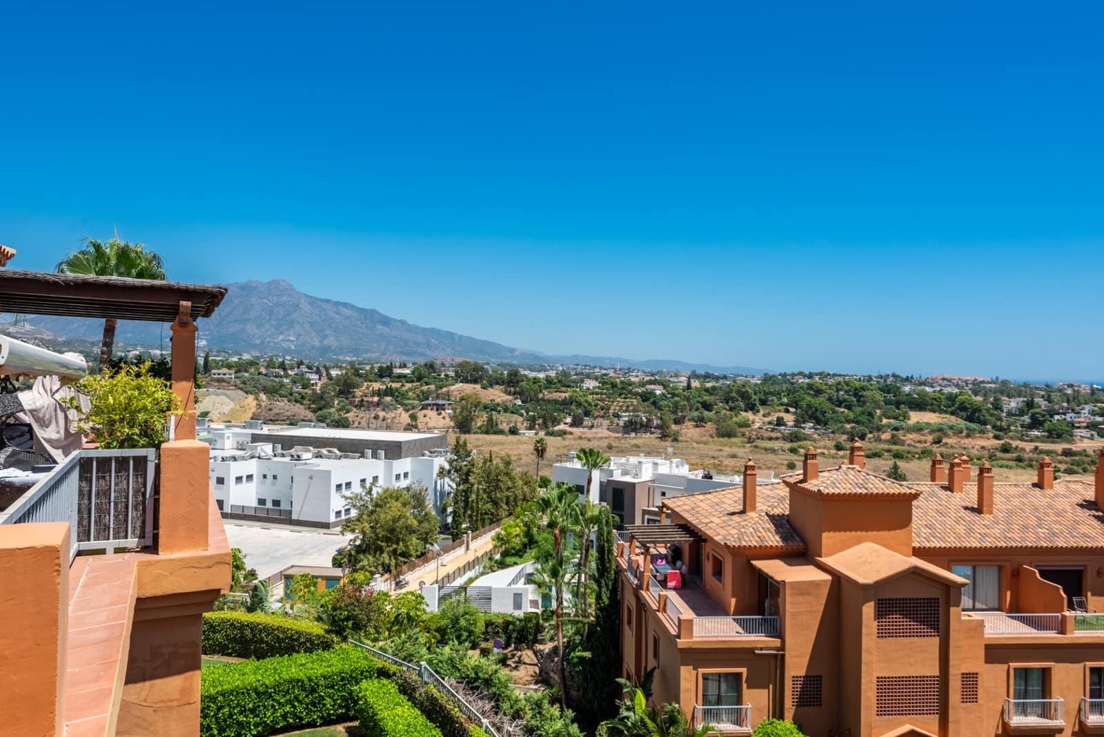 3 soverom Penthouse til salgs i Atalaya-Isdabe med svømmebasseng garasje - € 895 000 (Ref: 10003596)