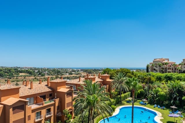 3 soverom Penthouse til salgs i Atalaya-Isdabe, Estepona med svømmebasseng garasje - € 895 000 (Ref: 10003596)