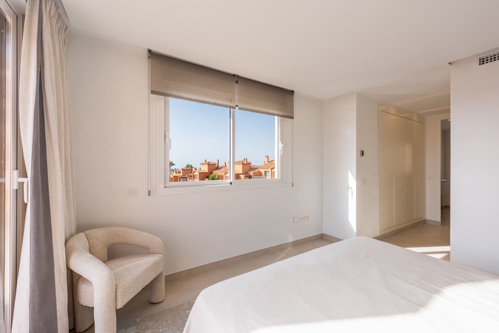 2 Zimmer Penthouse zu verkaufen in Benahavis mit Pool Garage - 895.000 € (Ref: 10022156)