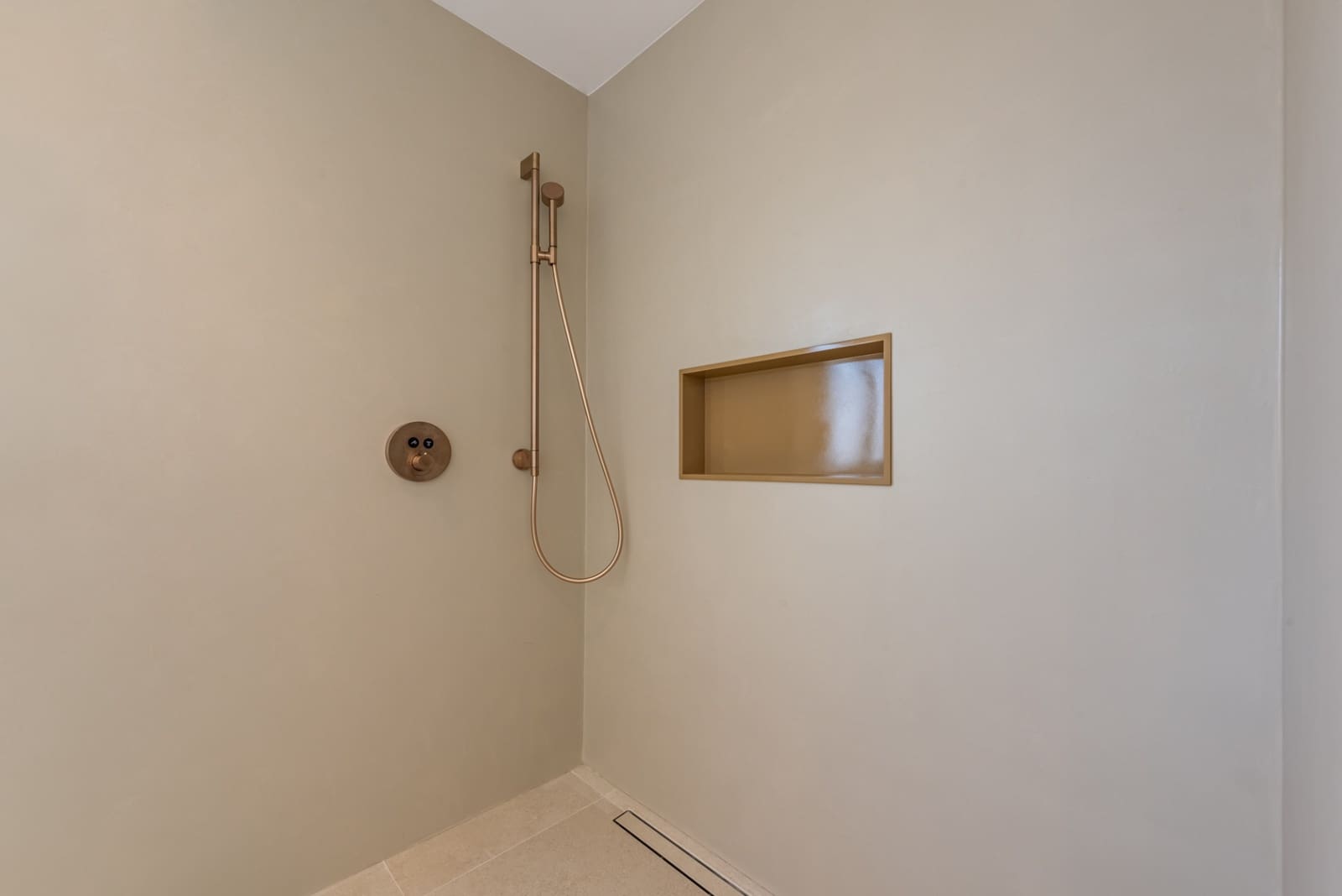 2 Zimmer Penthouse zu verkaufen in Benahavis mit Pool Garage - 895.000 € (Ref: 10022156)