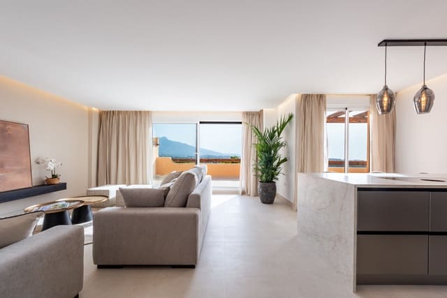 2 Zimmer Penthouse zu verkaufen in Benahavís mit Pool Garage - 895.000 € (Ref: 10022156)