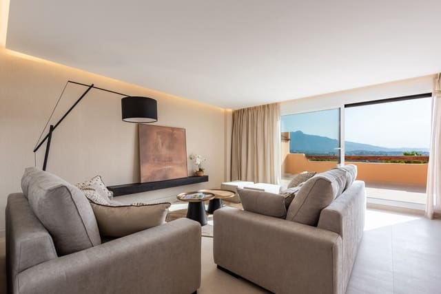 2 Zimmer Penthouse zu verkaufen in Benahavís mit Pool Garage - 895.000 € (Ref: 10022156)