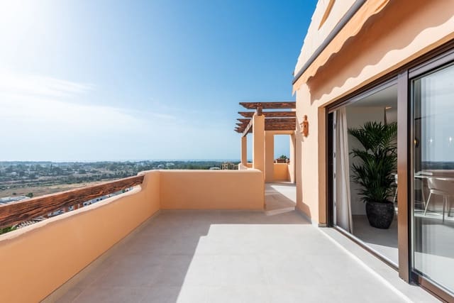 2 Zimmer Penthouse zu verkaufen in Benahavís mit Pool Garage - 895.000 € (Ref: 10022156)