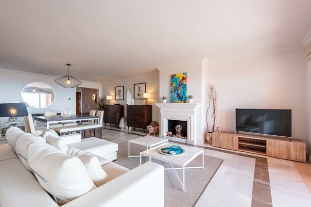 2 bedroom Apartment for sale in Monte Halcones, Benahavís with pool garage - € 540,000 (Ref: 10030201)