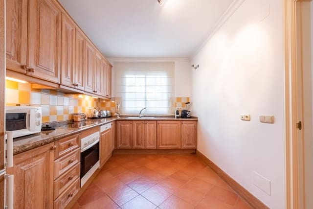2 bedroom Apartment for sale in Monte Halcones, Benahavís with pool garage - € 540,000 (Ref: 10030201)