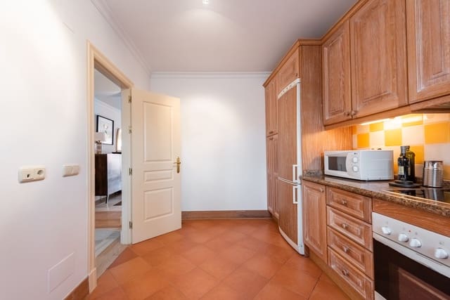 2 bedroom Apartment for sale in Monte Halcones, Benahavís with pool garage - € 540,000 (Ref: 10030201)
