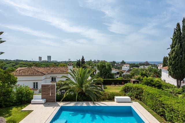4 makuuhuone Huvila myytävänä paikassa Elviria, Marbella mukana uima-altaan 
autotalli - 2 175 000 € (Ref: 10031652)