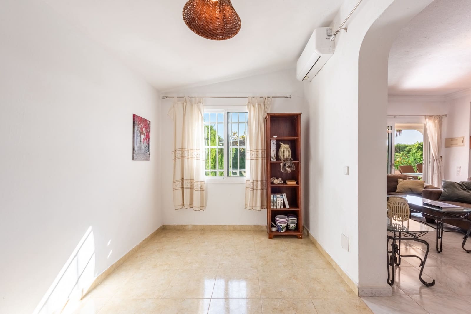 4 chambre Villa/Maison à vendre à Atalaya-Isdabe avec piscine garage - 430 000 € (Ref: 10035059)