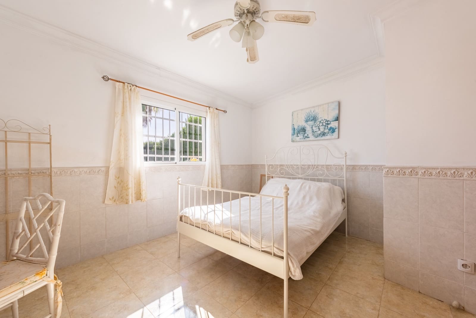 4 chambre Villa/Maison à vendre à Atalaya-Isdabe avec piscine garage - 430 000 € (Ref: 10035059)