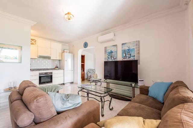 4 quarto Moradia para venda em Atalaya-Isdabe, Estepona com piscina garagem - 430 000 € (Ref: 10035059)