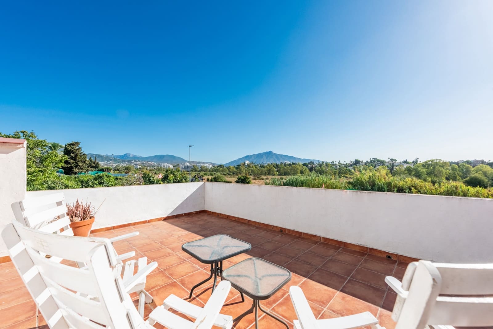4 chambre Villa/Maison à vendre à Atalaya-Isdabe avec piscine garage - 430 000 € (Ref: 10035059)