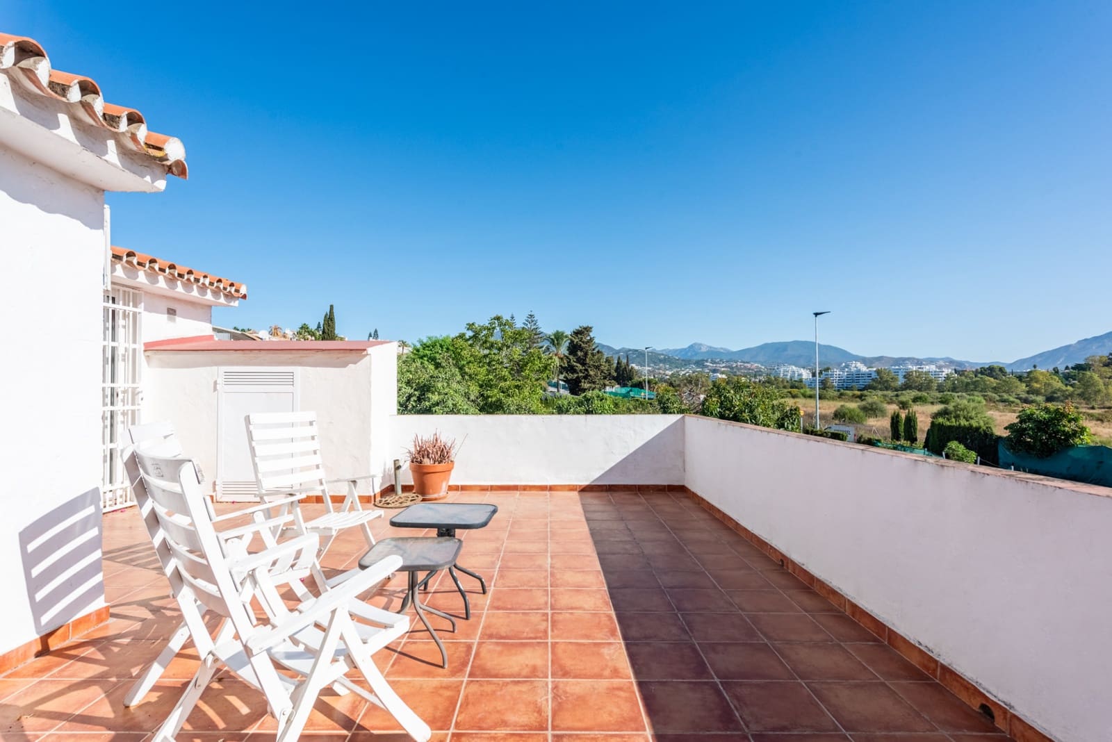 4 chambre Villa/Maison à vendre à Atalaya-Isdabe avec piscine garage - 430 000 € (Ref: 10035059)