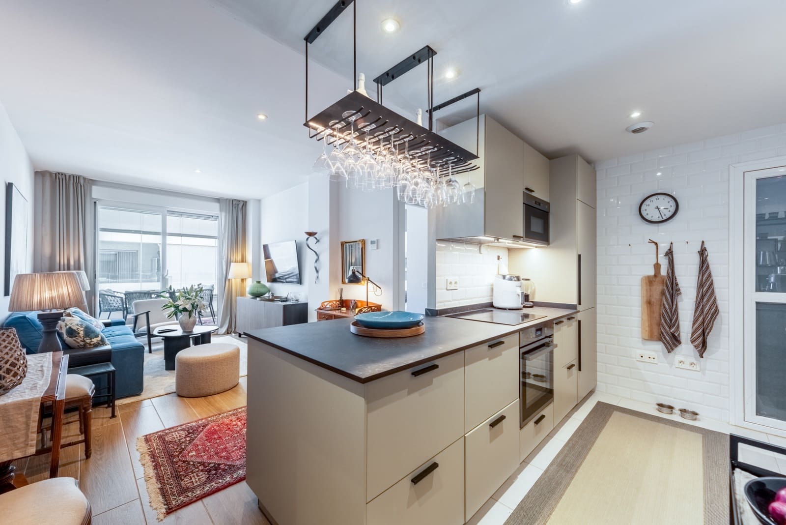 2 bedroom Apartment for sale in Marbella with pool garage - € 475,000 (Ref: 10109363)